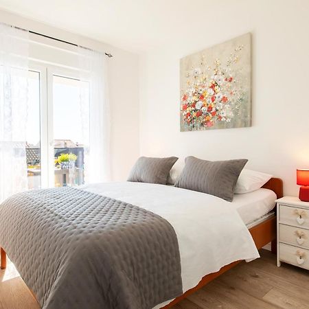 Sunny Island Apartment Trogir Kültér fotó