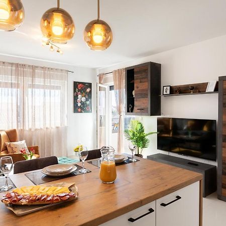 Sunny Island Apartment Trogir Kültér fotó