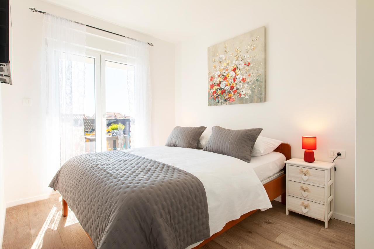 Sunny Island Apartment Trogir Kültér fotó