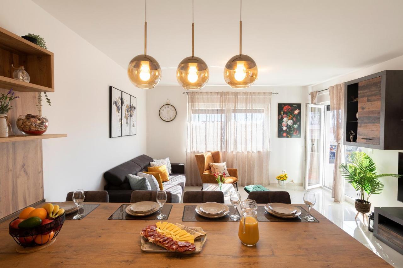 Sunny Island Apartment Trogir Kültér fotó