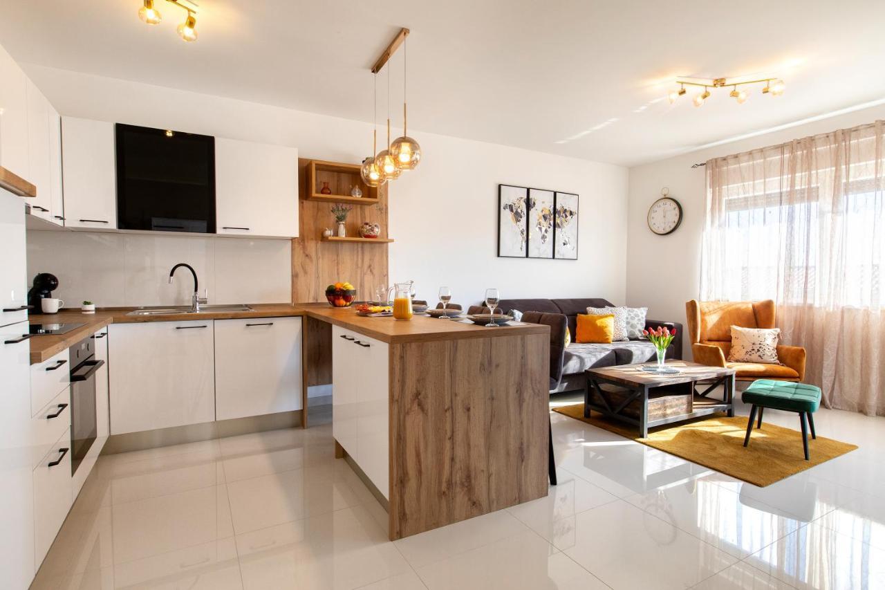 Sunny Island Apartment Trogir Kültér fotó