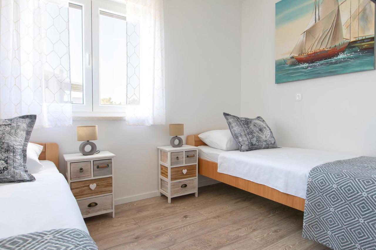 Sunny Island Apartment Trogir Kültér fotó