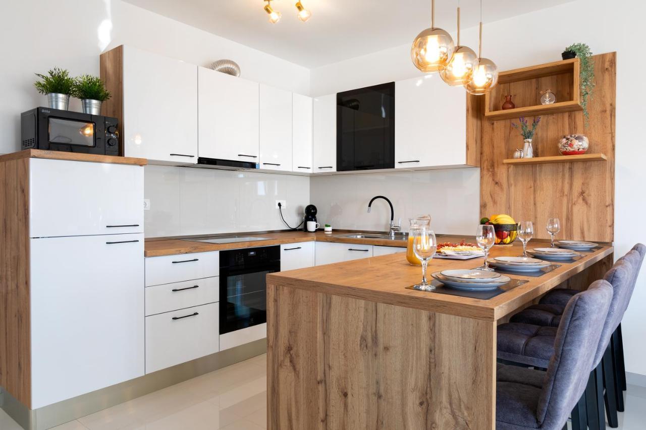 Sunny Island Apartment Trogir Kültér fotó